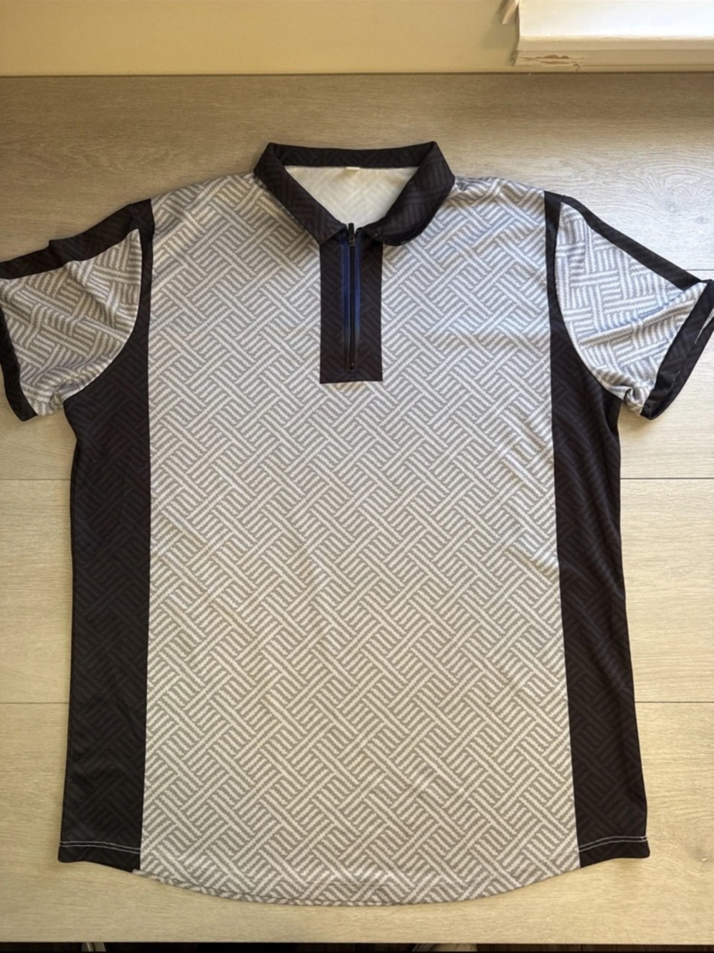 Men's XL 1/4 Zip Performance Top Geometric Grey Black 100% Polyester